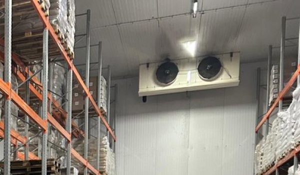 Cooling system in warehouse